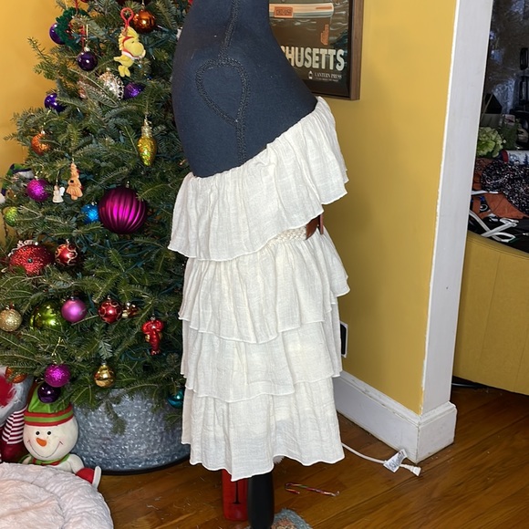 C’est Toi Cream Brunch Strapless Ruffle Dress (Medium) - Picture 2 of 5